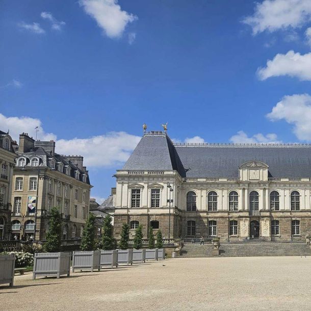 Visitez Rennes - la maison d'hôtes est située sur l'axe rennes mont-saint-michel