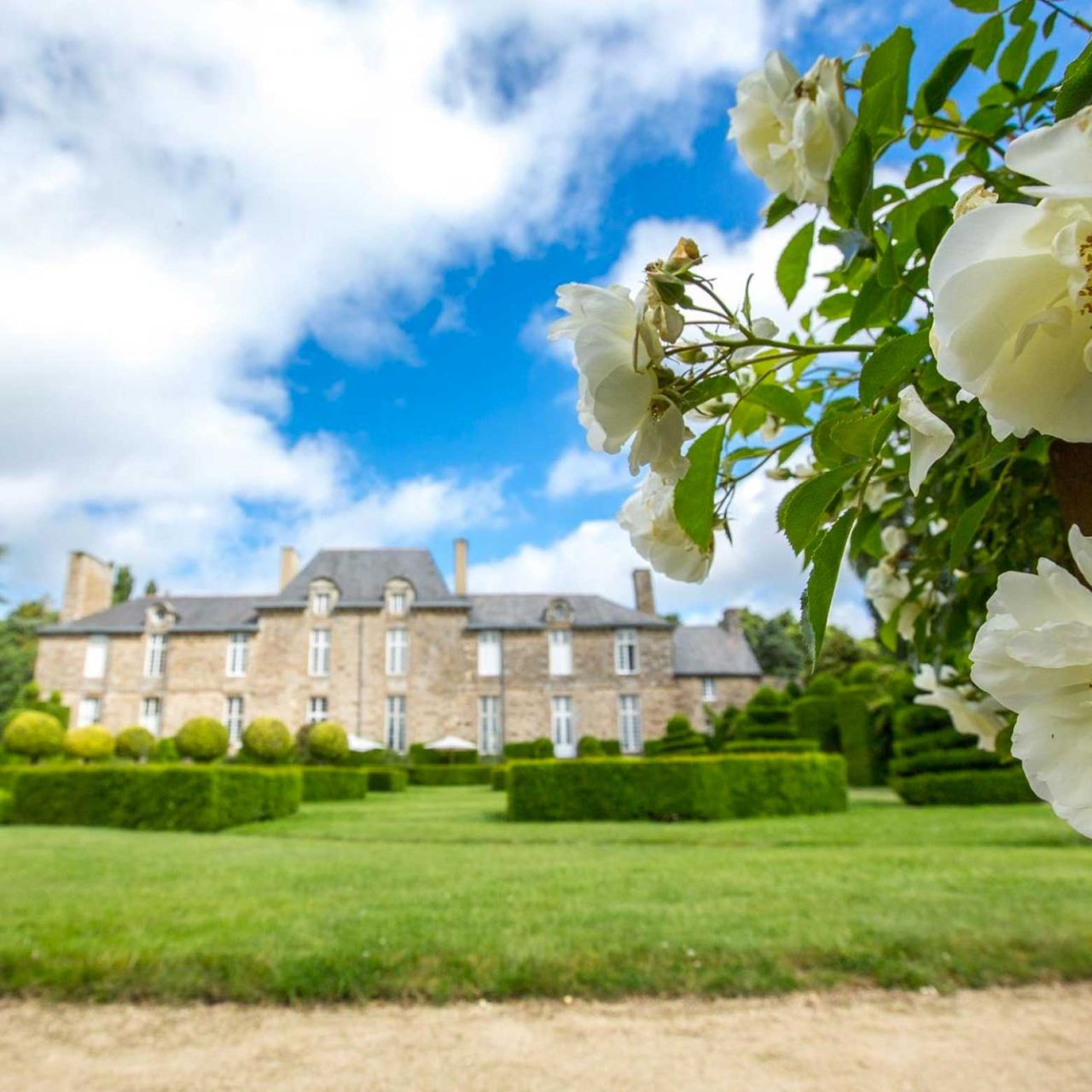 Chateau de la ballue et son magnifique parc